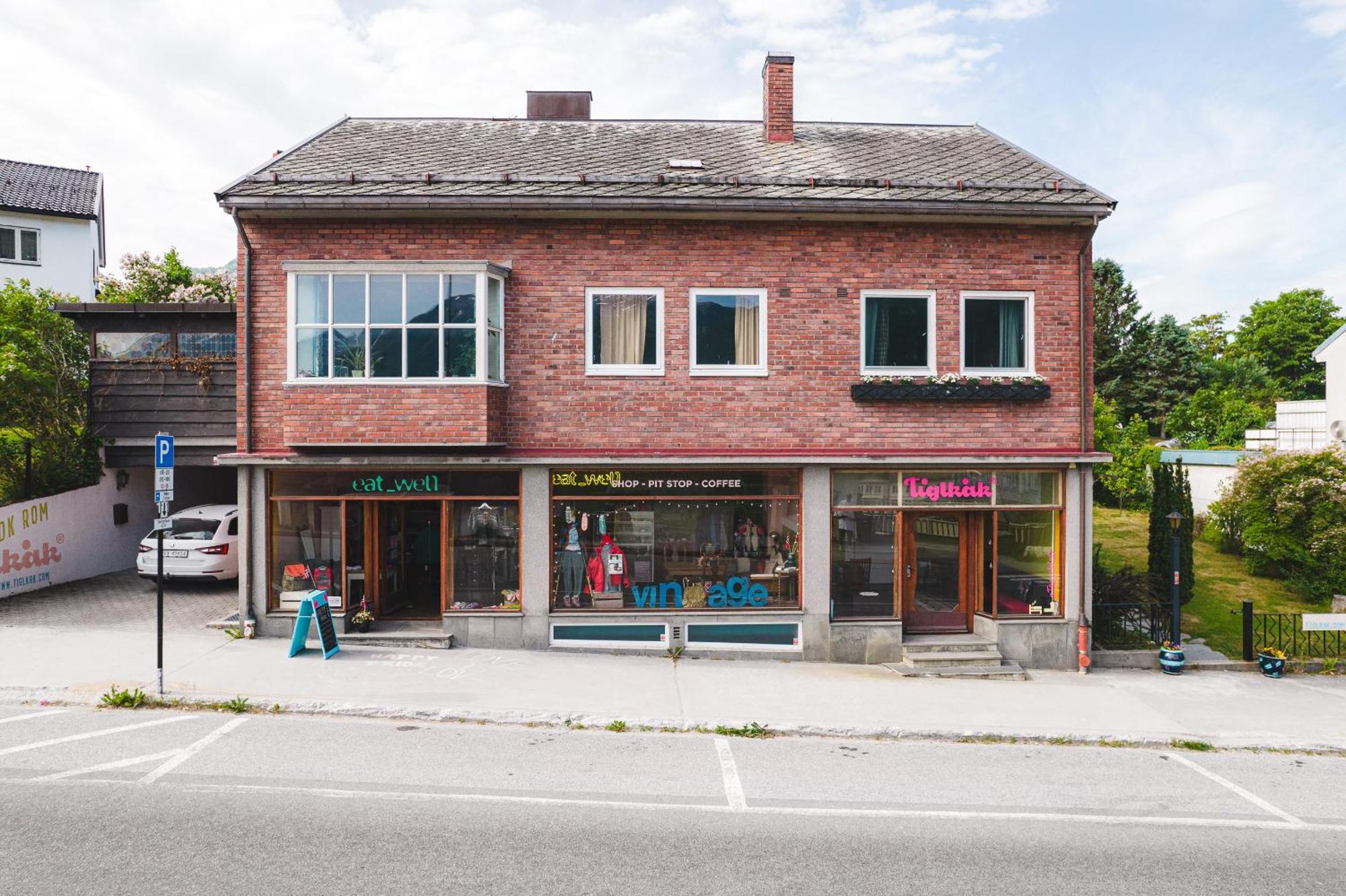 Ostello Tiglkak Åndalsnes Esterno foto